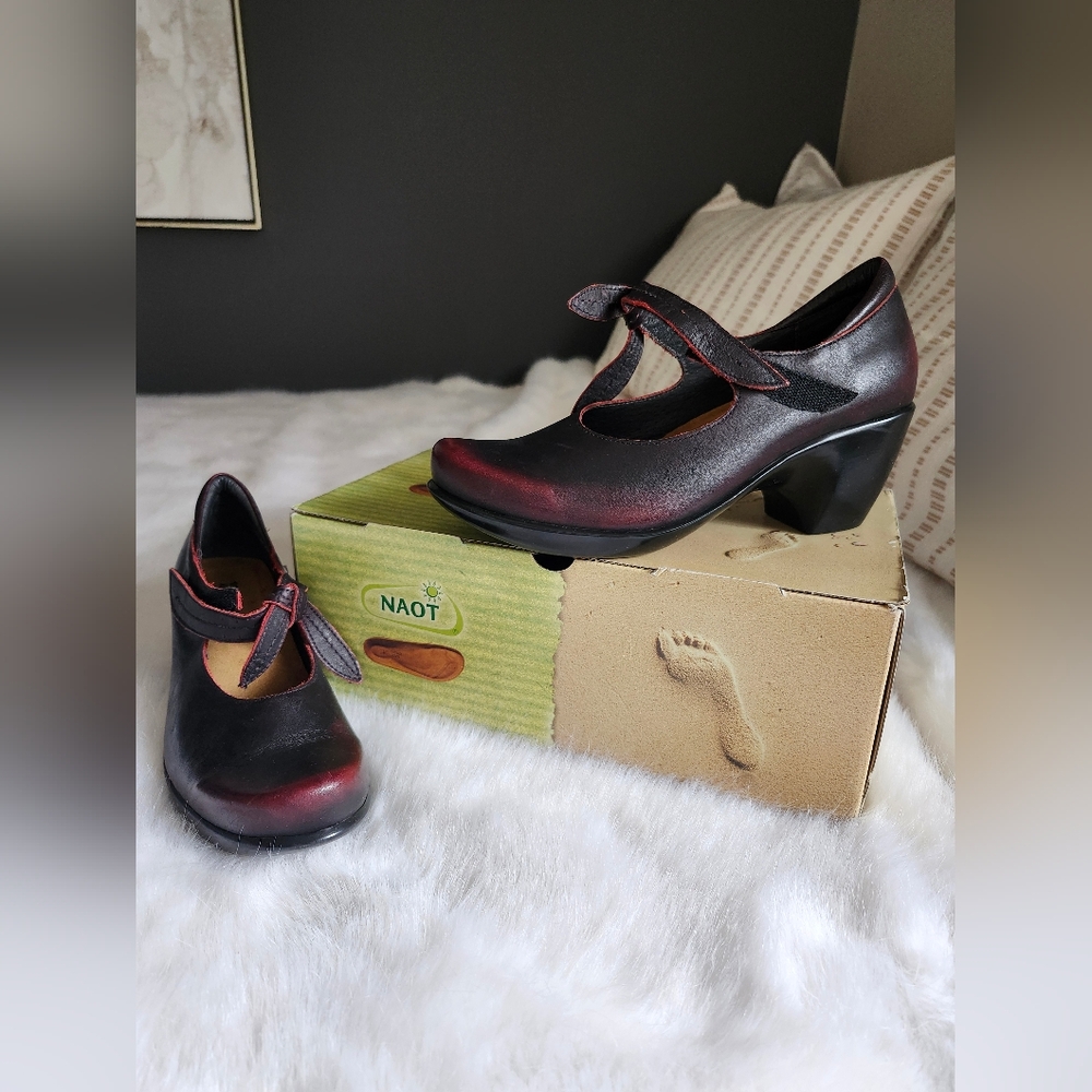 Naot Mary Janes